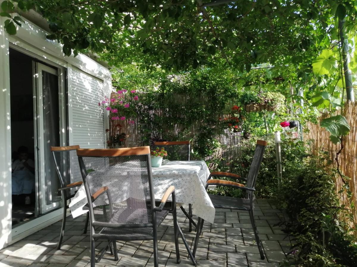פודסטראנה Apartment Golden Dreams מראה חיצוני תמונה