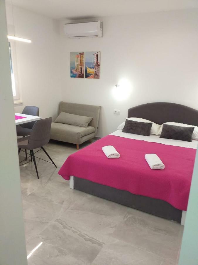 פודסטראנה Apartment Golden Dreams מראה חיצוני תמונה